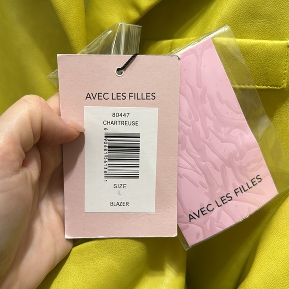 Avec les filles chartreuse cropped blazer - Picture 2 of 4